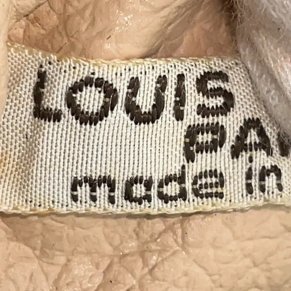 Authentic Louis Vuitton Monogram Trousse Toilette 28 Pouch